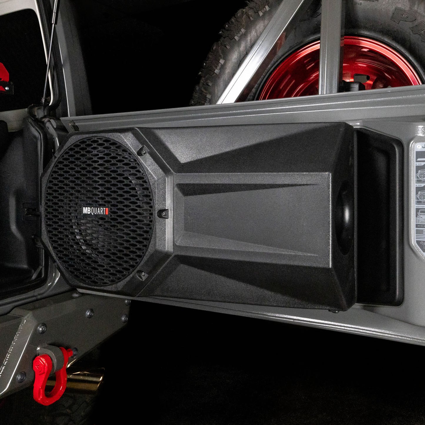 MBQJL-302 Jeep® Wrangler (JL) Tuned 400 Watt Tailgate Subwoofer System